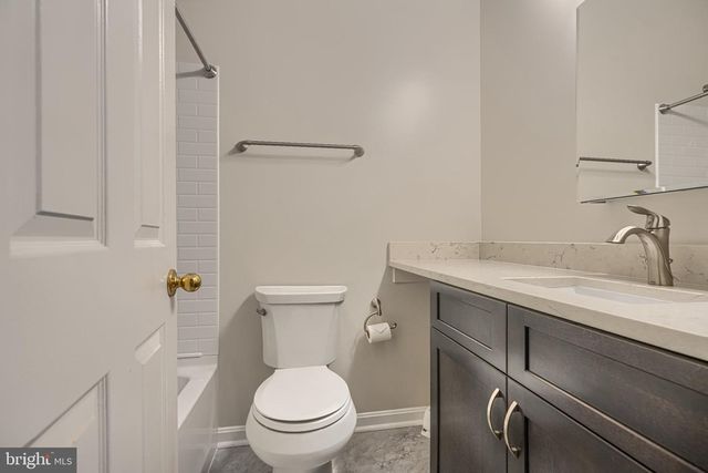 10 THE STRAND, Sparks, MD 21152