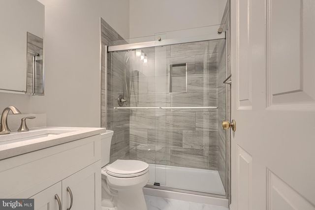 10 THE STRAND, Sparks, MD 21152