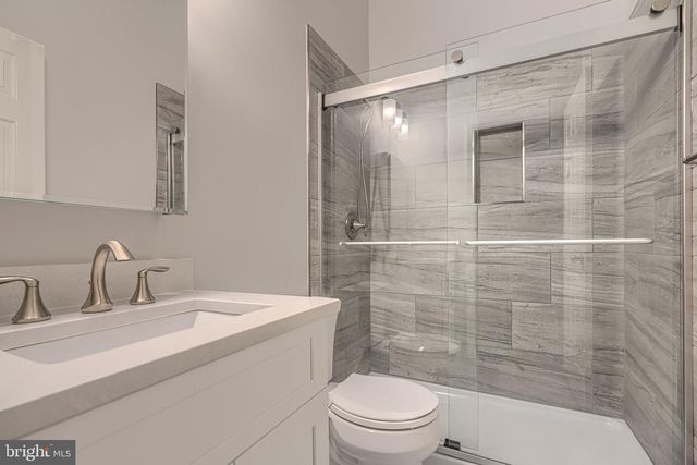 10 THE STRAND, Sparks, MD 21152