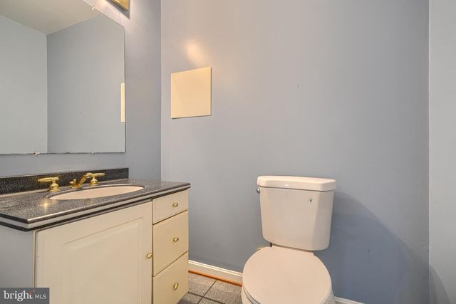 10 THE STRAND, Sparks, MD 21152