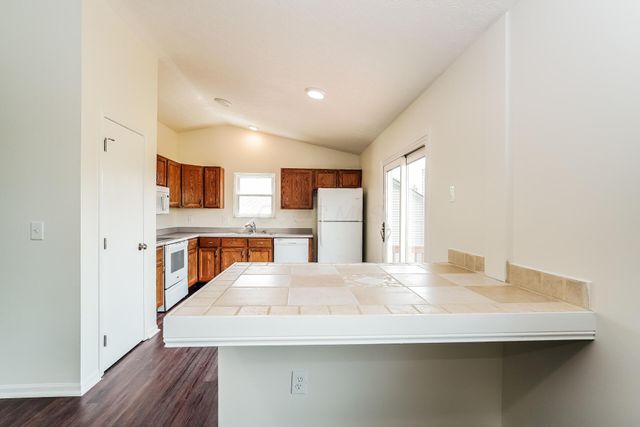 15 Glengary Drive, Delaware, OH 43015