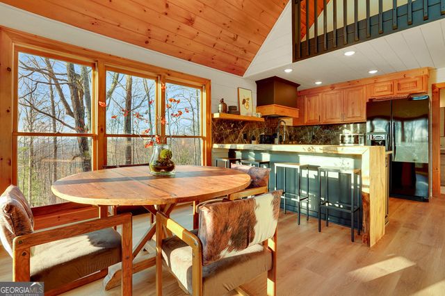 39 Joanna Court, Morganton, GA 30560