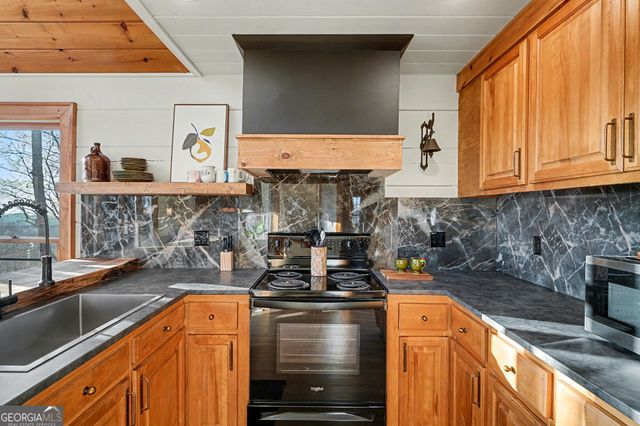 39 Joanna Court, Morganton, GA 30560