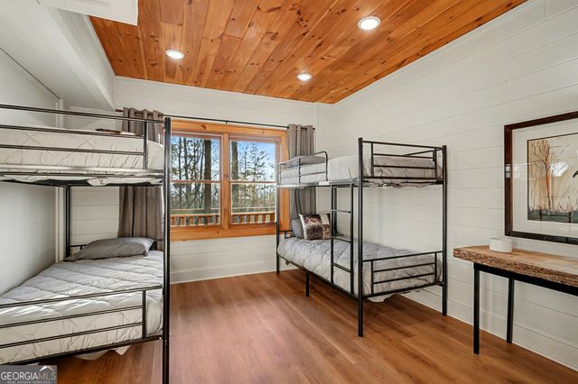 39 Joanna Court, Morganton, GA 30560