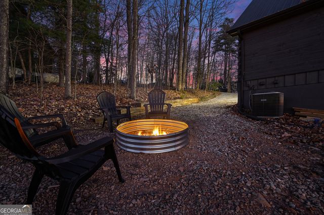 39 Joanna Court, Morganton, GA 30560