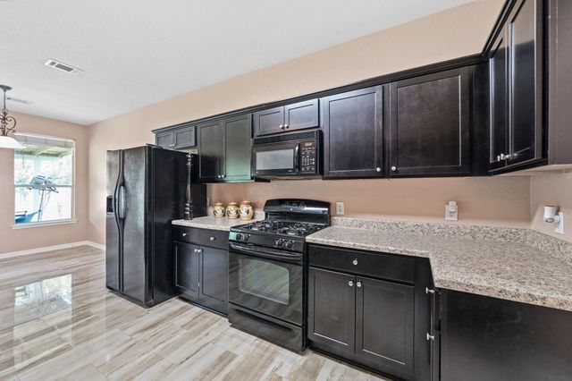 226 Persimmon Drive, Baytown, TX 77520