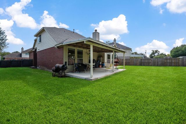 226 Persimmon Drive, Baytown, TX 77520