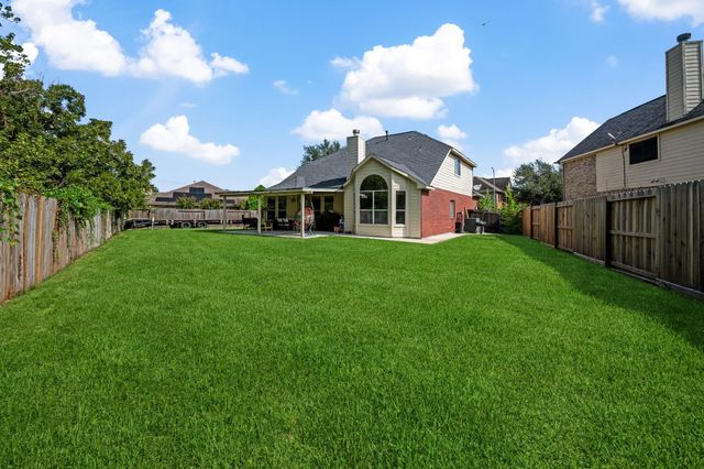 226 Persimmon Drive, Baytown, TX 77520