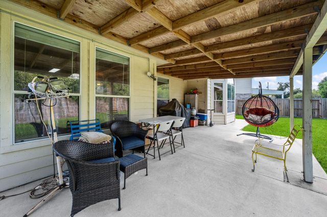 226 Persimmon Drive, Baytown, TX 77520