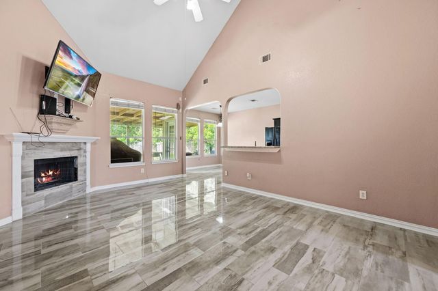 226 Persimmon Drive, Baytown, TX 77520