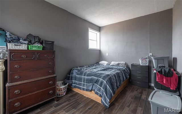 12855 Chicago Road, Dixon, MO 65459