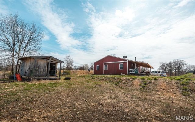 12855 Chicago Road, Dixon, MO 65459