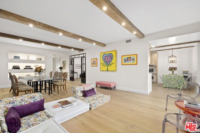 211 S Spalding Drive 109S, Beverly Hills, CA 90212