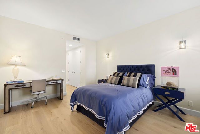 211 S Spalding Drive 109S, Beverly Hills, CA 90212