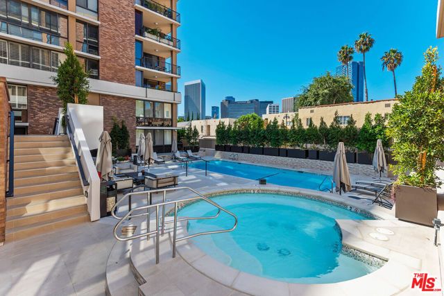 211 S Spalding Drive 109S, Beverly Hills, CA 90212