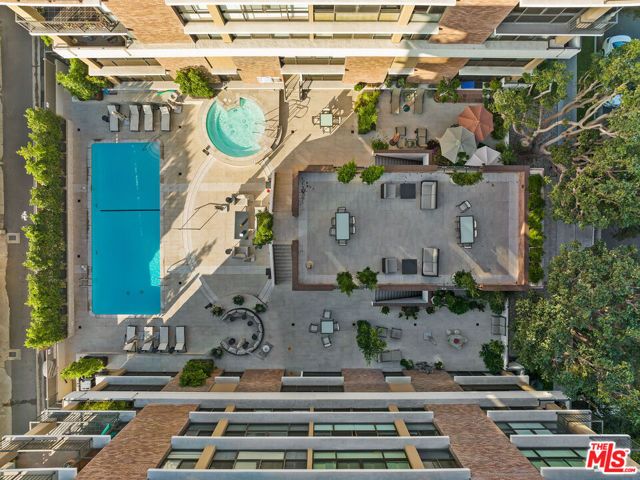 211 S Spalding Drive 109S, Beverly Hills, CA 90212