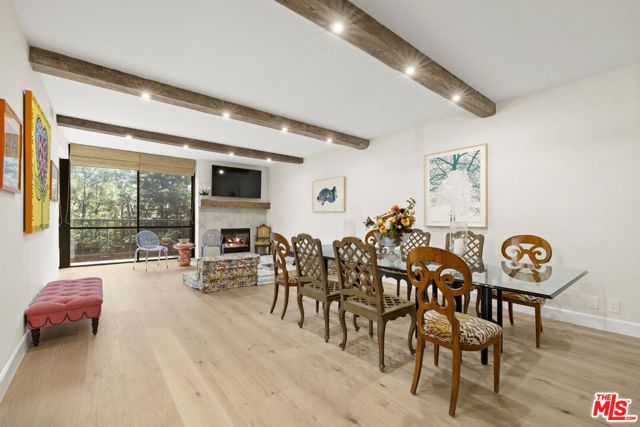 211 S Spalding Drive 109S, Beverly Hills, CA 90212