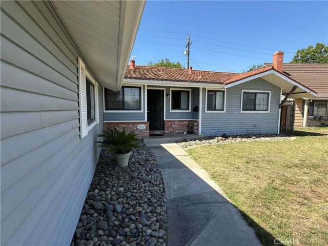 1064 Tioga, Manteca, CA 95337