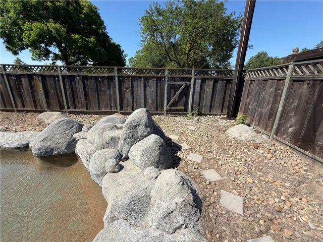 1064 Tioga, Manteca, CA 95337