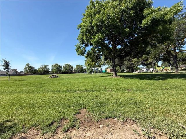 1064 Tioga, Manteca, CA 95337