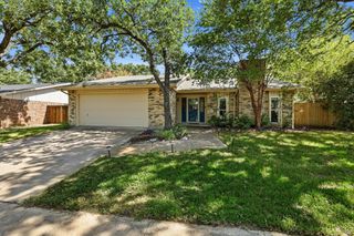 3800 Aspenwood Drive, Bedford, TX 76021