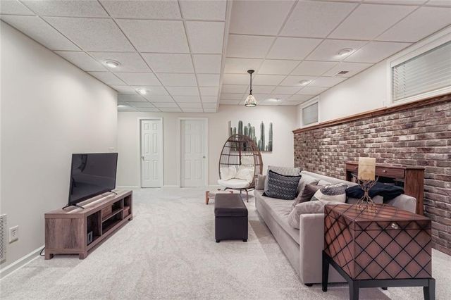 3031 Clove Tree Lane, Woodstock, GA 30189