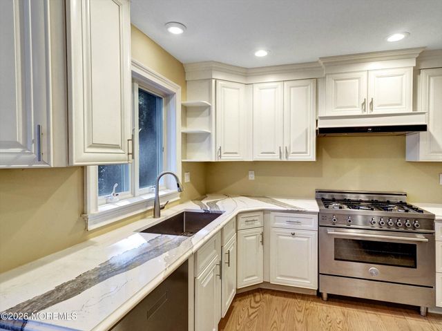 538 Oak Street, Port Monmouth, NJ 07758
