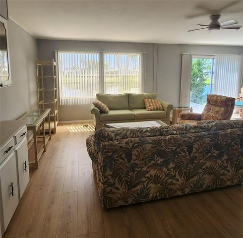 132 BERMUDA WAY, North Port, FL 34287