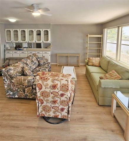 132 BERMUDA WAY, North Port, FL 34287