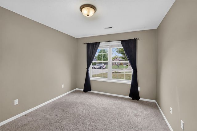 3904 LADUE CT, Columbia, MO 65202