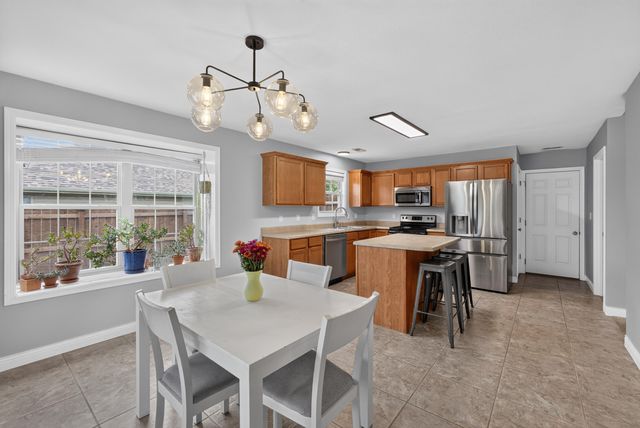 3904 LADUE CT, Columbia, MO 65202