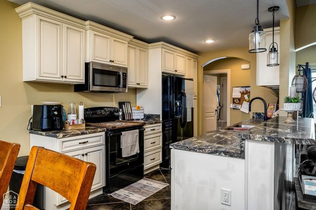 1112 Paragould Drive, Jonesboro, AR 72401