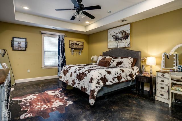 1112 Paragould Drive, Jonesboro, AR 72401