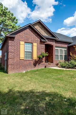 1112 Paragould Drive, Jonesboro, AR 72401