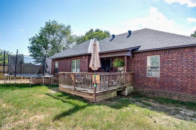 1112 Paragould Drive, Jonesboro, AR 72401