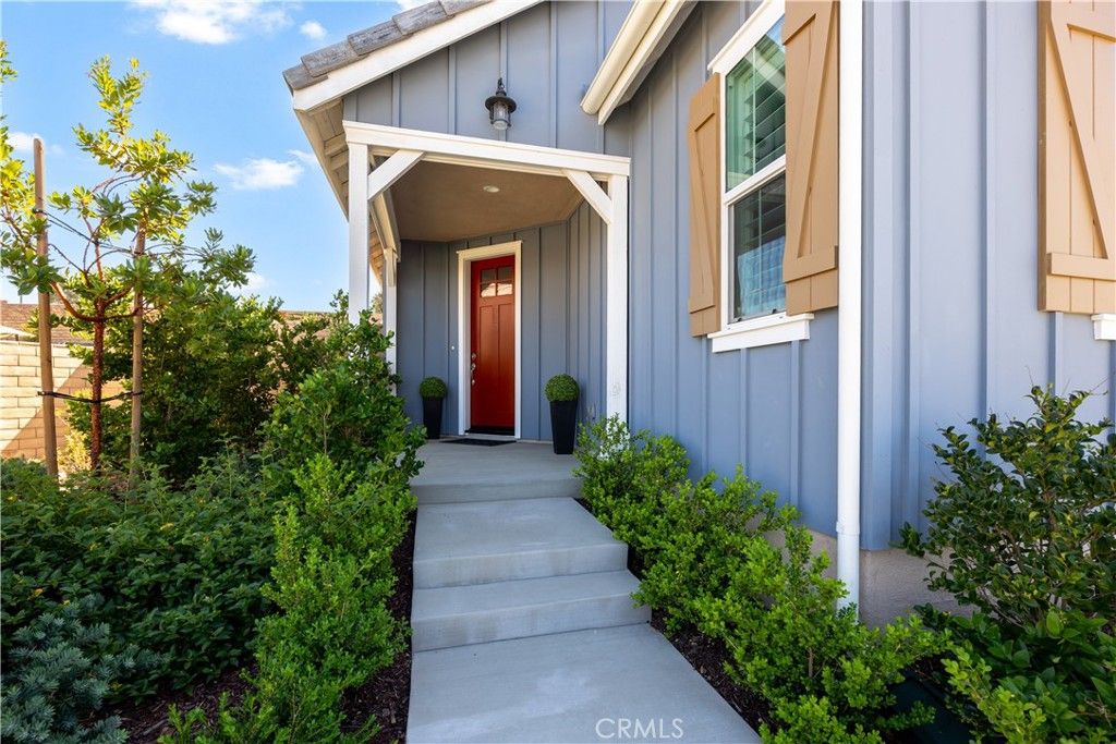 32105 Hyacinth Way, Temecula, CA 92591 — photo 2