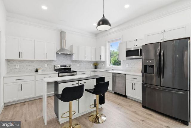 3249 ARUNDEL ON THE BAY RD, Annapolis, MD 21403