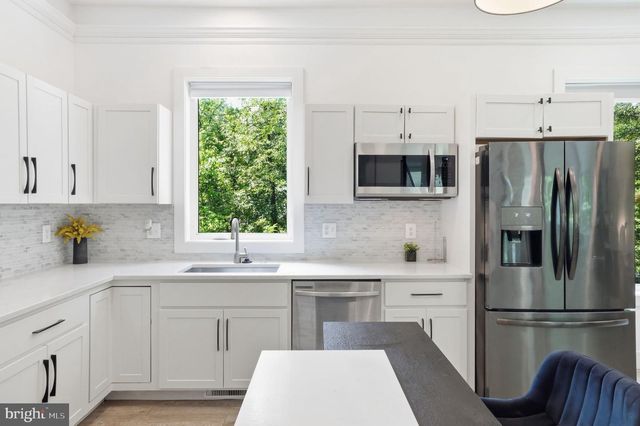3249 ARUNDEL ON THE BAY RD, Annapolis, MD 21403