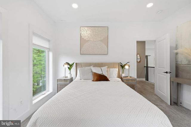 3249 ARUNDEL ON THE BAY RD, Annapolis, MD 21403