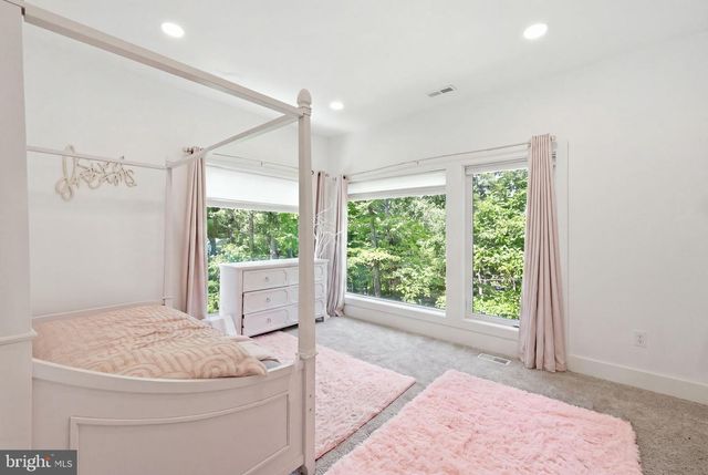 3249 ARUNDEL ON THE BAY RD, Annapolis, MD 21403