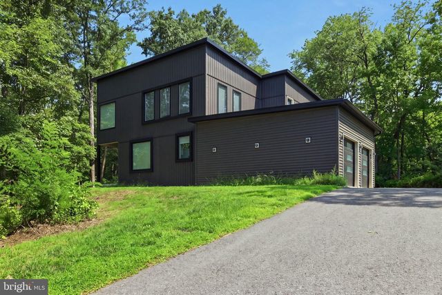 3249 ARUNDEL ON THE BAY RD, Annapolis, MD 21403