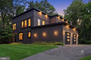 3249 ARUNDEL ON THE BAY RD, Annapolis, MD 21403