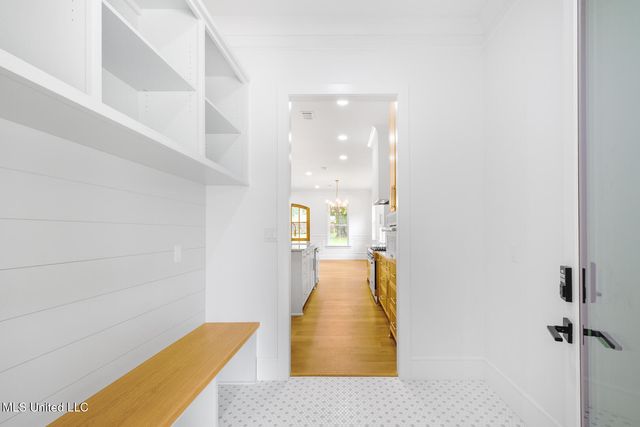 5 Hanging Oak Circle, Gulfport, MS 39507