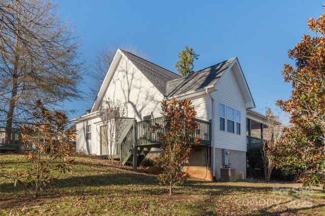 477 Probart Street, Brevard, NC 28712