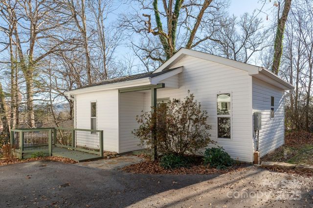 477 Probart Street, Brevard, NC 28712