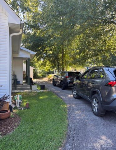 477 Probart Street, Brevard, NC 28712