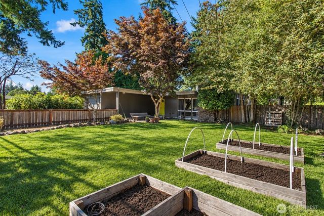 7211 44th Street W, University Place, WA 98466
