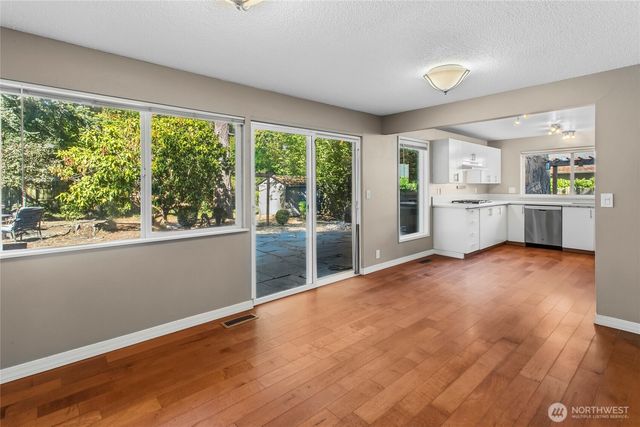 7211 44th Street W, University Place, WA 98466