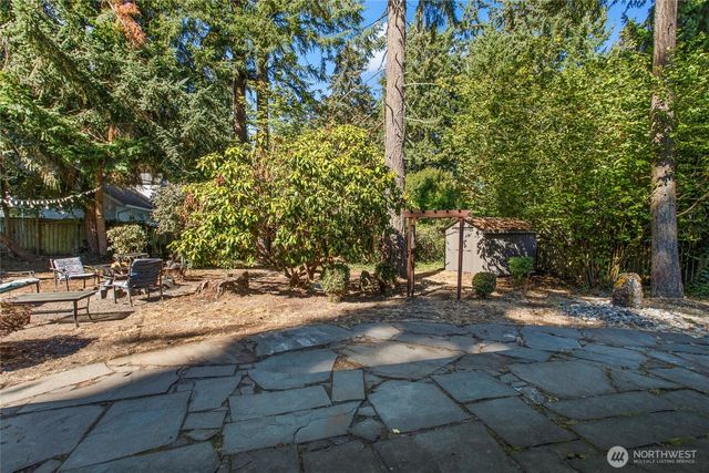 7211 44th Street W, University Place, WA 98466