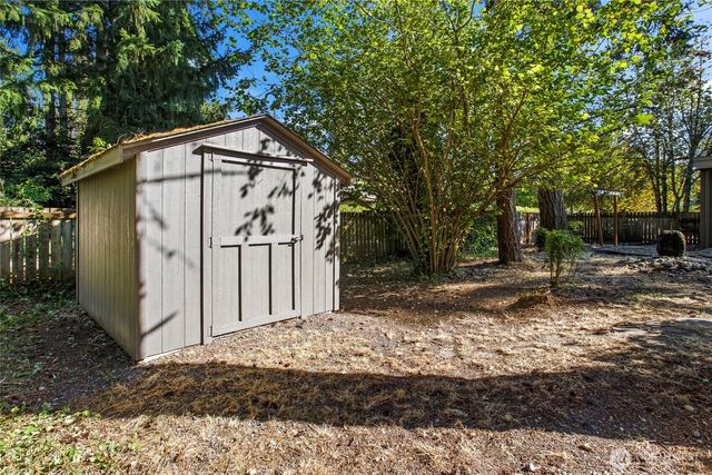 7211 44th Street W, University Place, WA 98466
